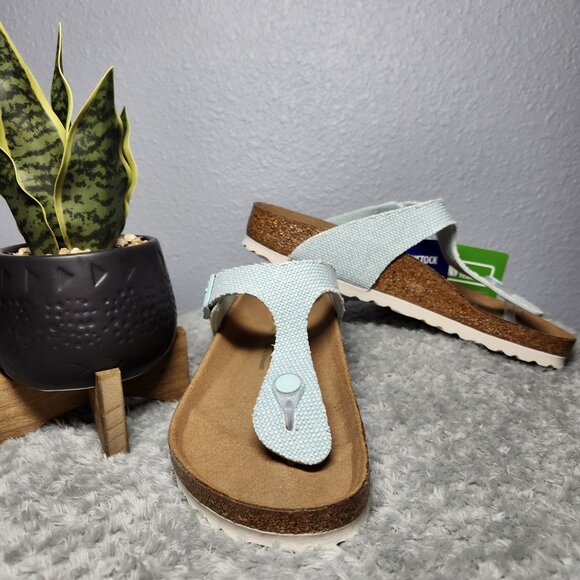NWT Birkenstock - Gizeh Vegan Canvas Surf Green - Size 37 (EU) **Price is Firm** - Picture 3 of 8